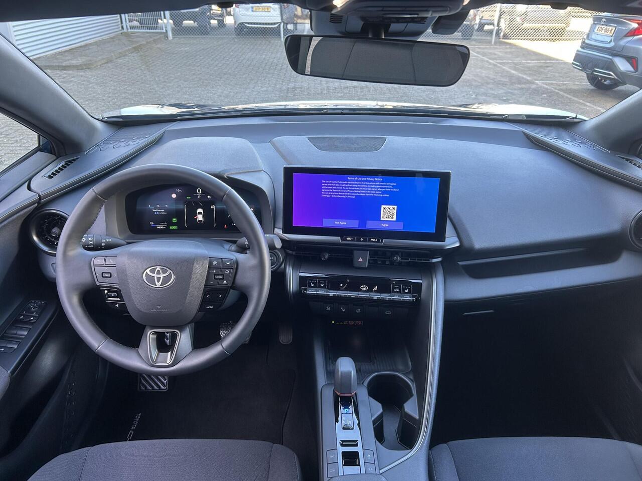 Toyota C-HR 2.0 Plug-in Hybrid 220 First Edition
