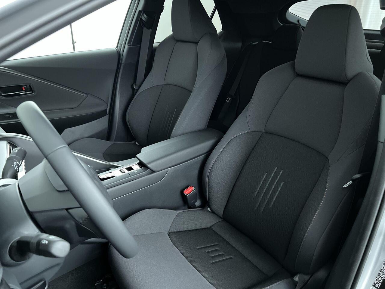 Toyota C-HR 1.8 Hybrid 140 Dynamic | Rijklaar |