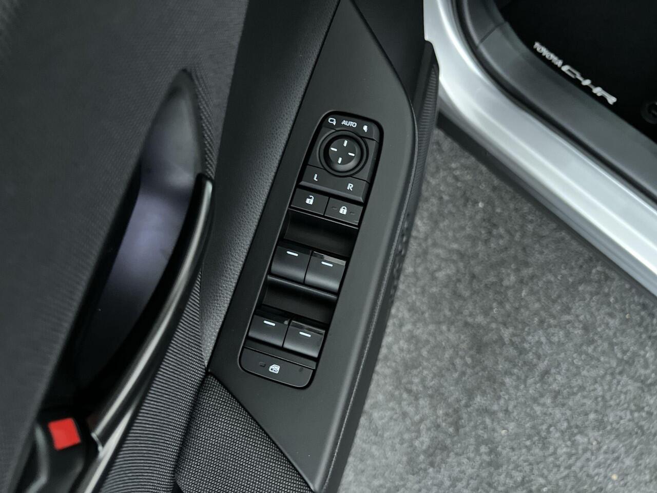 Toyota C-HR 1.8 Hybrid 140 Dynamic | Rijklaar |