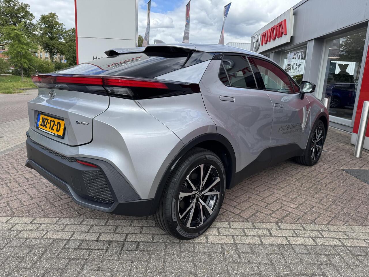 Toyota C-HR Hybrid 140 Dynamic