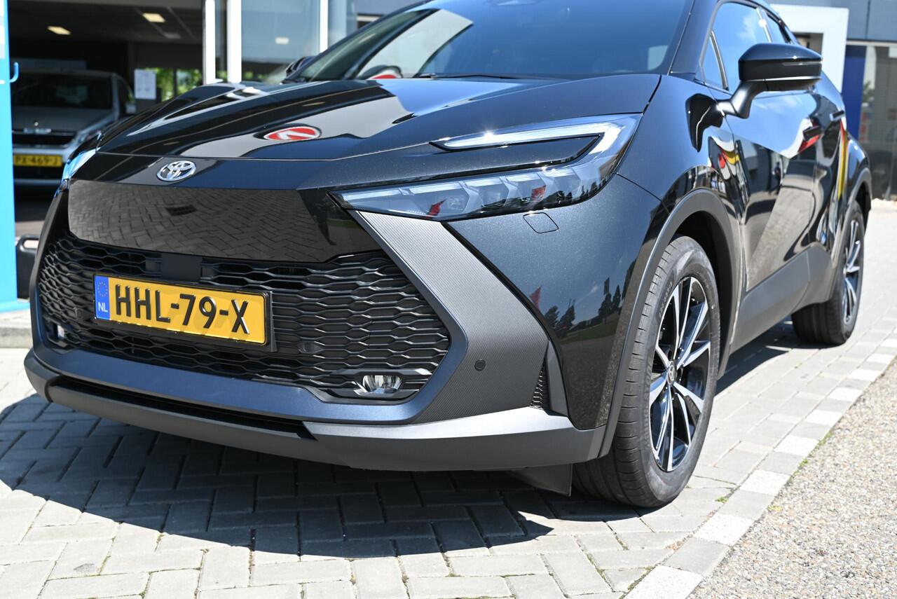 Toyota C-HR 2.0 Plug-in Hybrid 220 Dynamic nieuw, direct leverbaar!