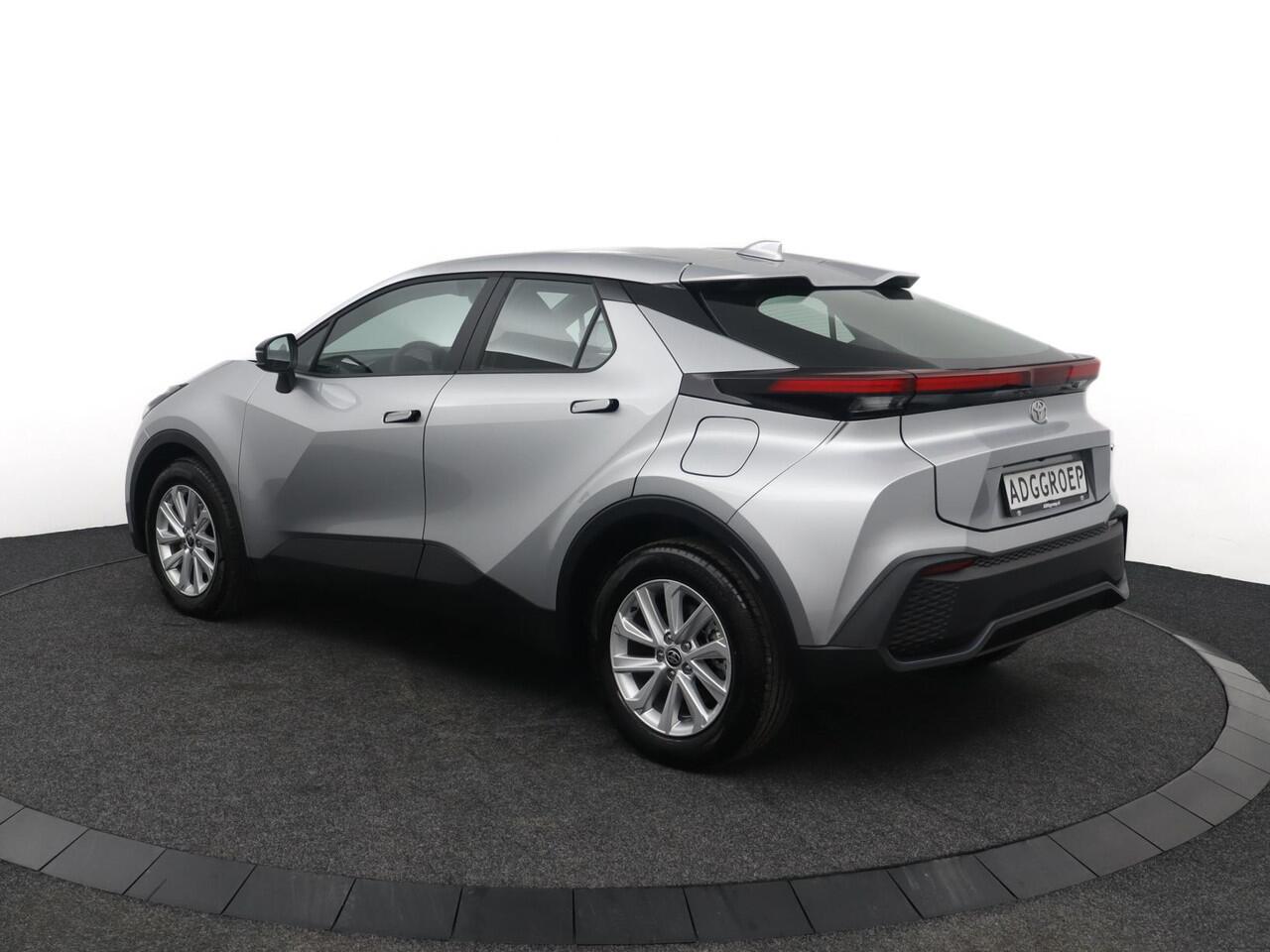Toyota C-HR 1.8 Hybrid 140 Active | Nieuw uit voorraad leverbaar! | incl.Toyota Mania actiie T.W.V. ¤3500,-