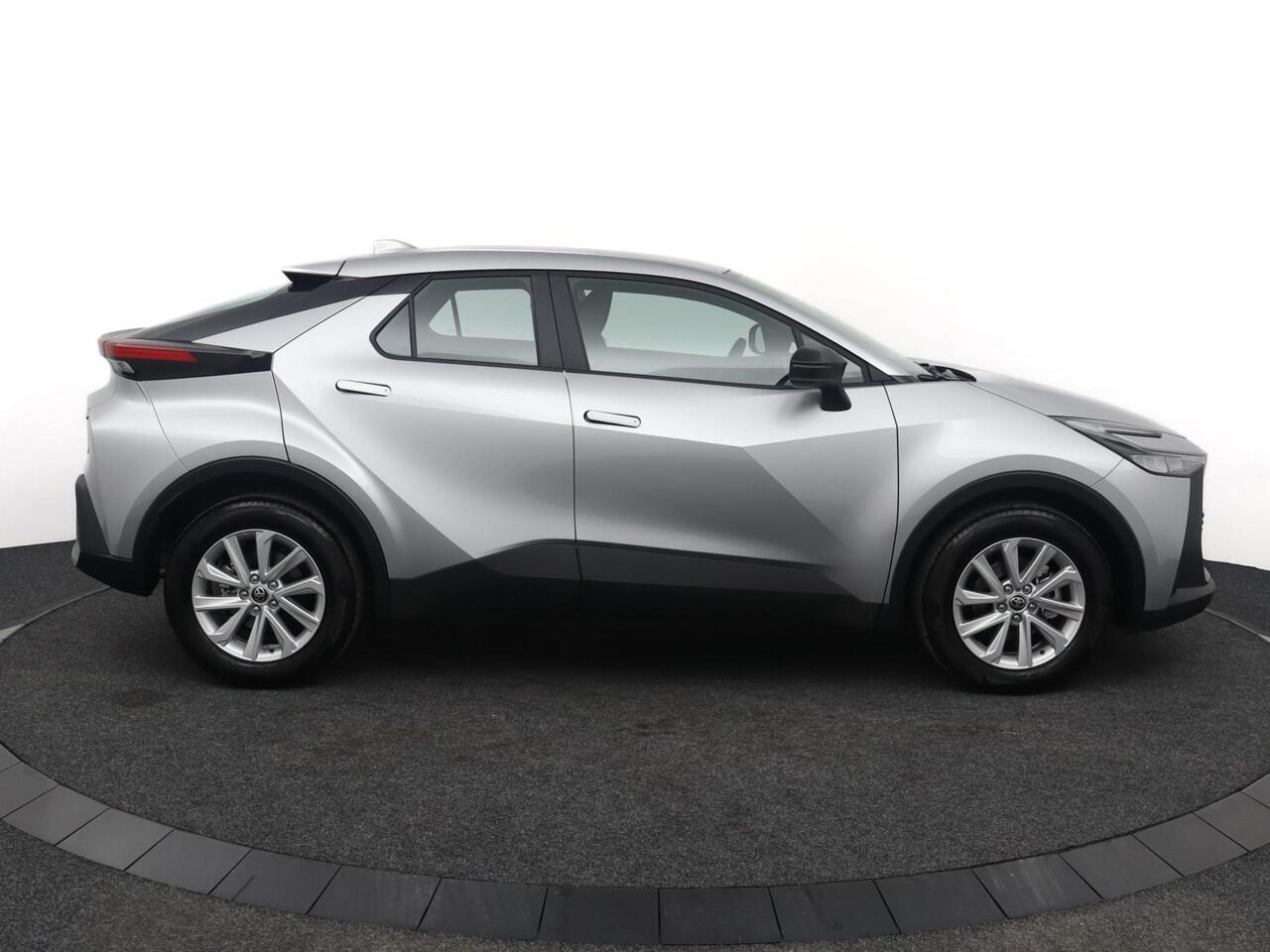 Toyota C-HR 1.8 Hybrid 140 Active | Nieuw uit voorraad leverbaar! | incl.Toyota Mania actiie T.W.V. ¤3500,-