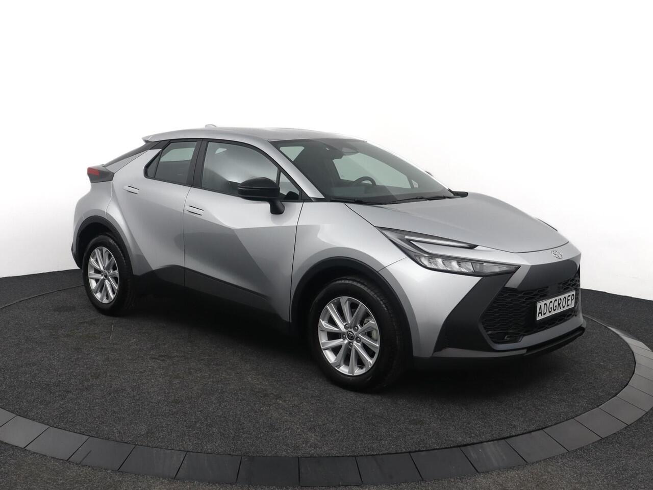 Toyota C-HR 1.8 Hybrid 140 Active | Nieuw uit voorraad leverbaar! | incl.Toyota Mania actiie T.W.V. ¤3500,-