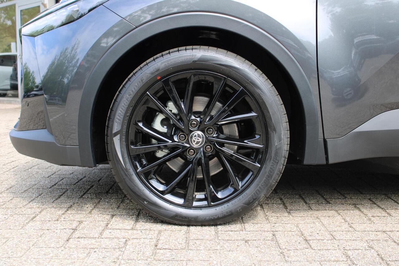 Toyota C-HR 2.0 Plug-in Hybrid 220 Executive Automaat | Voorruit verwarming | Stoelverwarming | Achterruitrij Camera | Dodehoek detectie