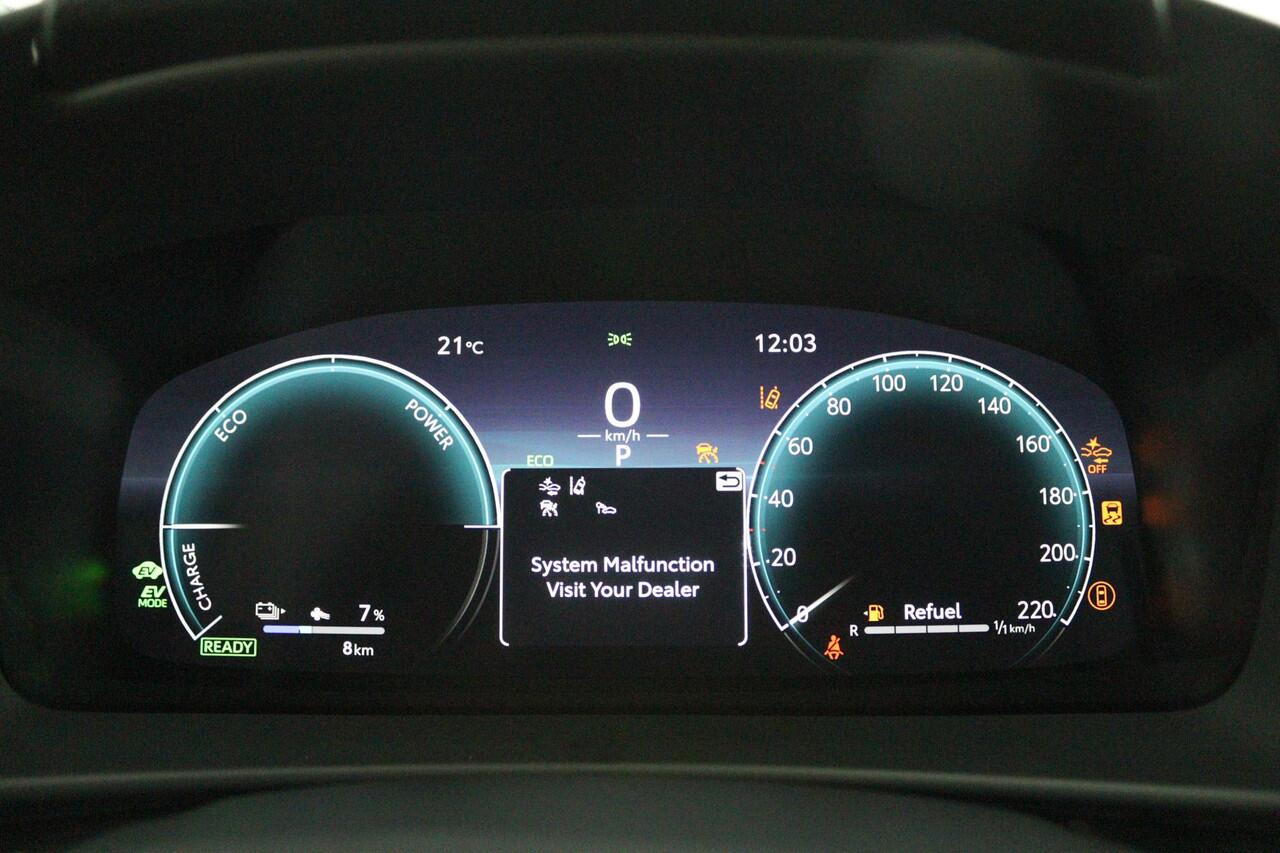 Toyota C-HR 2.0 Plug-in Hybrid 220 Executive | Nieuw uit voorraad leverbaar! | incl.Toyota Mania actiie T.W.V. ¤3500,-