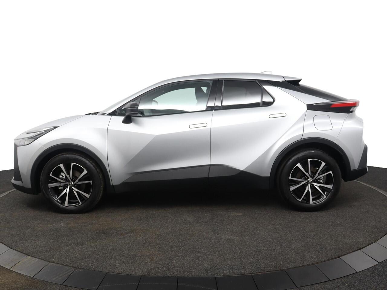 Toyota C-HR 1.8 Hybrid 140 Dynamic | Adaptive Cruise Control | Apple Carplay | Android Auto | Achteruitrijcamera | Parkeersensoren | Keyless entry |