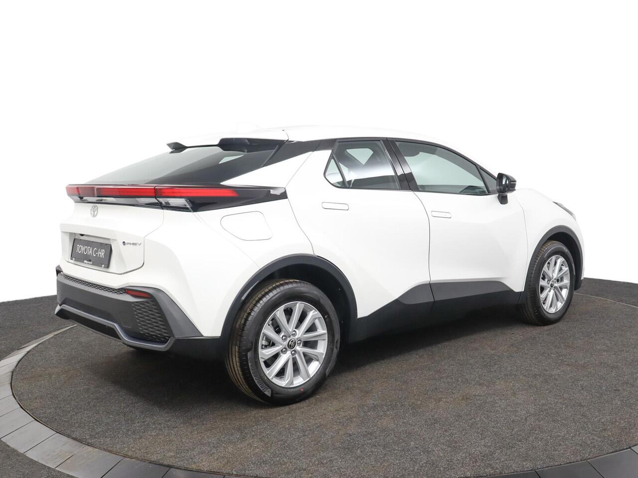 Toyota C-HR 2.0 Plug-in Hybrid 220 Active | Adaptive Cruise Control | Apple Carplay | Android Auto | Achteruitrijcamera | Stoelverwarming | Stuurverwarming |