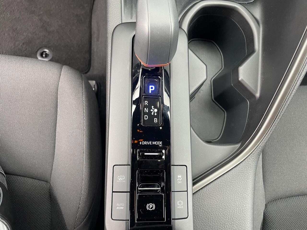 Toyota C-HR 2.0 Plug-in Hybrid 220 Dynamic