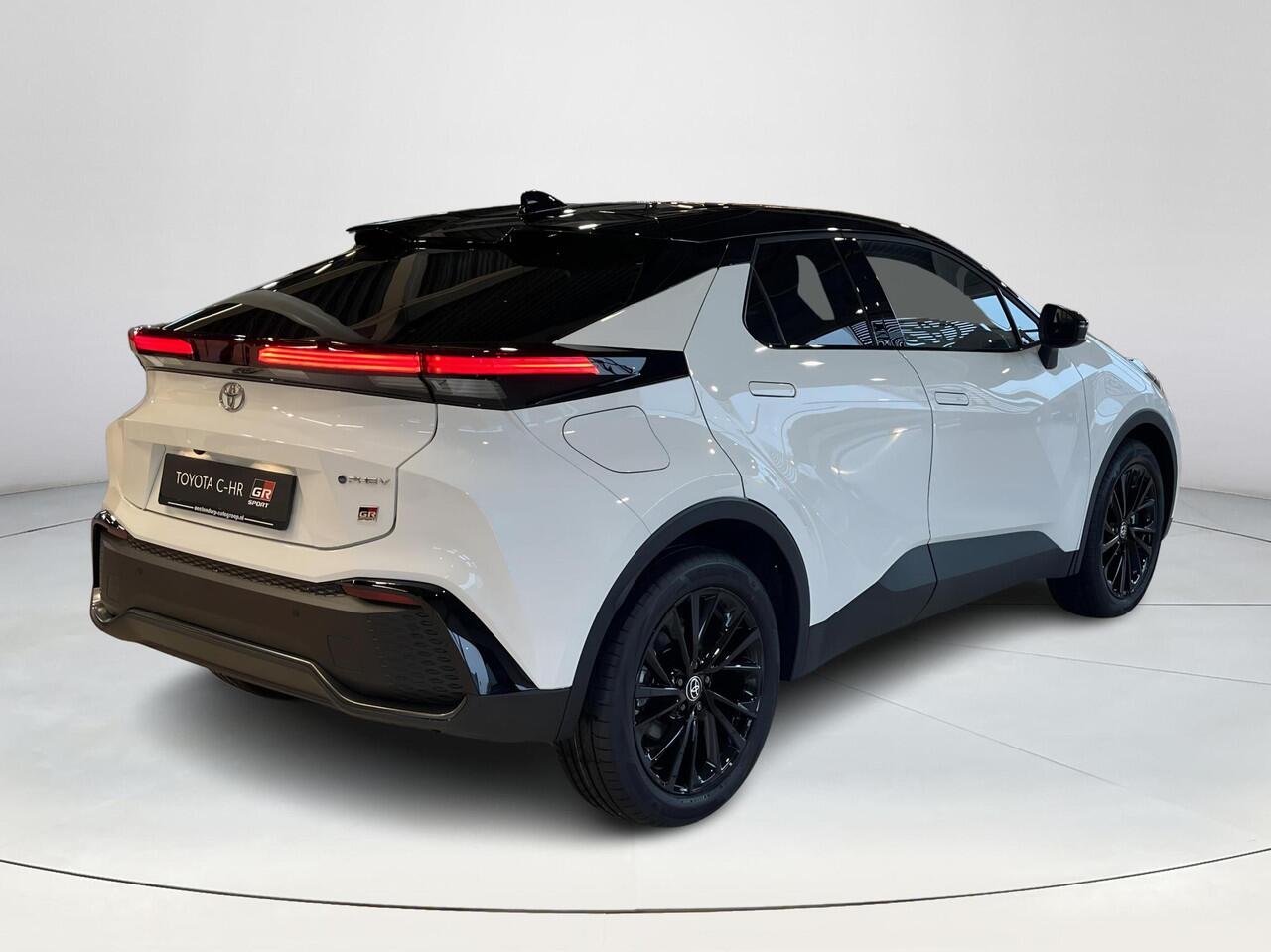 Toyota C-HR 2.0 Plug-in Hybrid 220 GR SPORT
