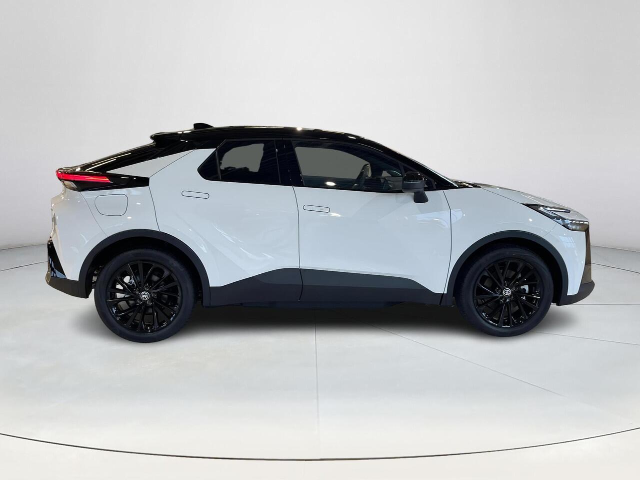 Toyota C-HR 2.0 Plug-in Hybrid 220 GR SPORT