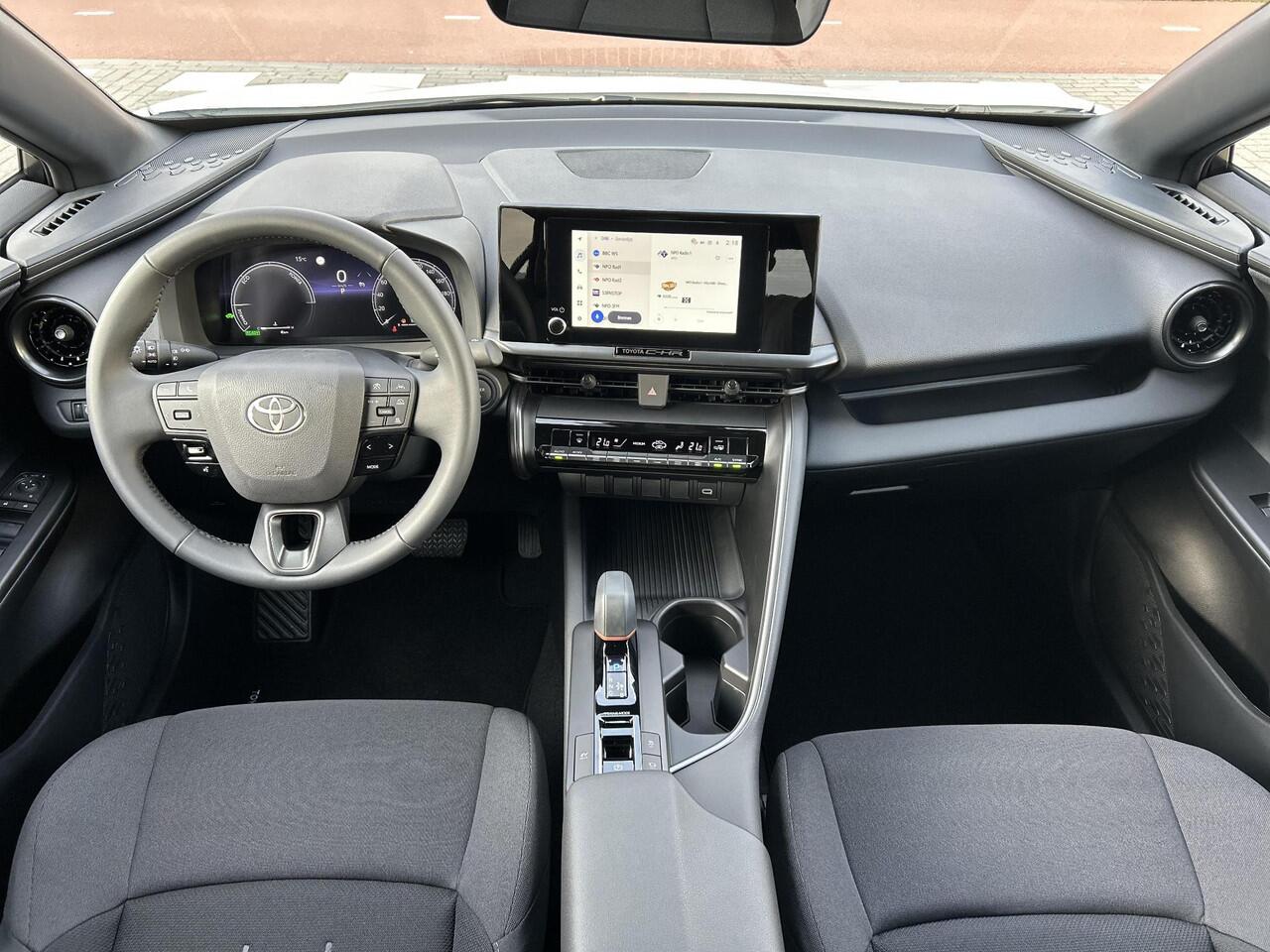 Toyota C-HR 1.8 Hybrid 140 Dynamic | Nieuwe auto | Direct uit voorraad leverbaar |