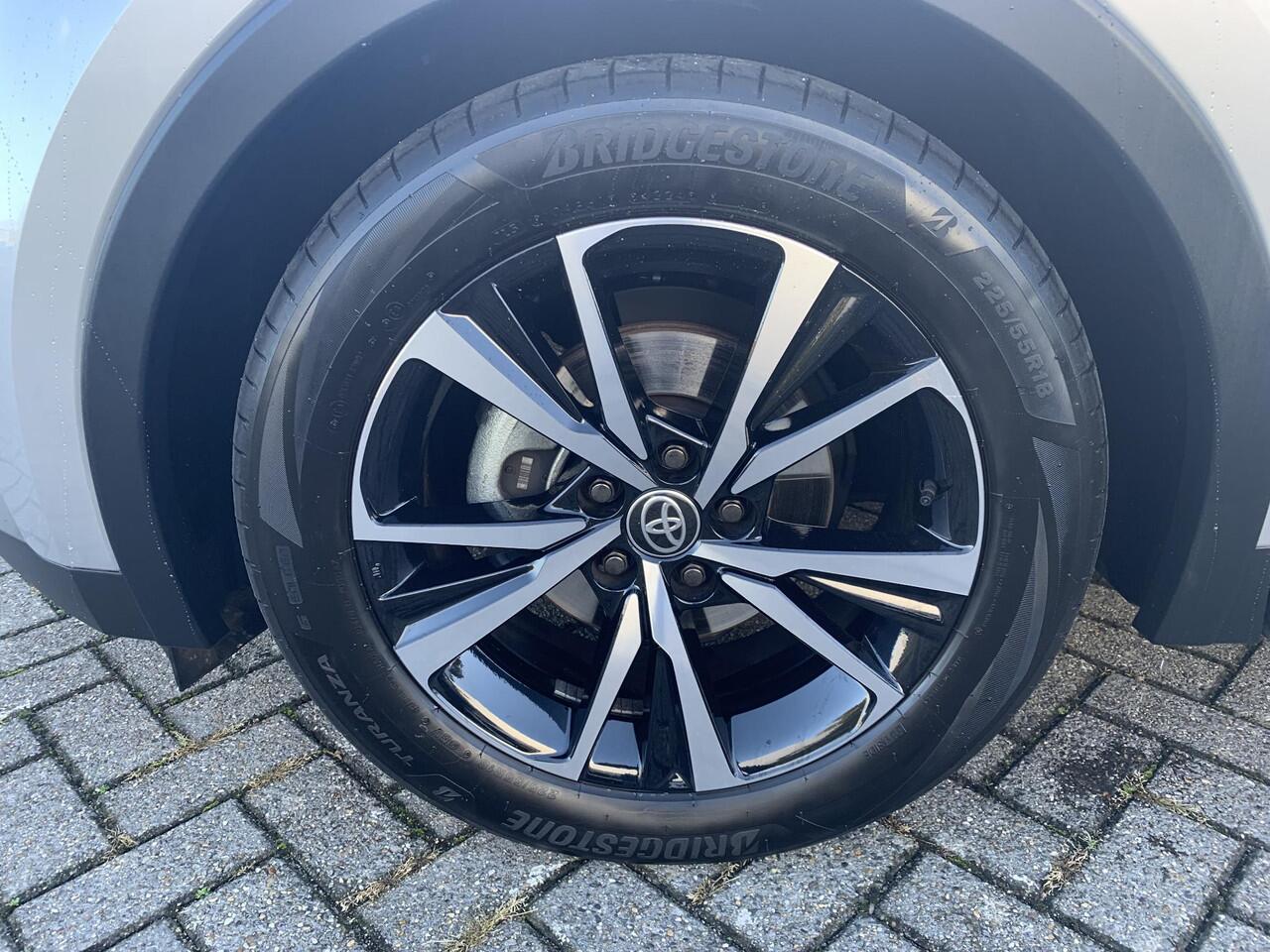 Toyota C-HR 1.8 Hybrid 140 Dynamic | RIJKLAAR