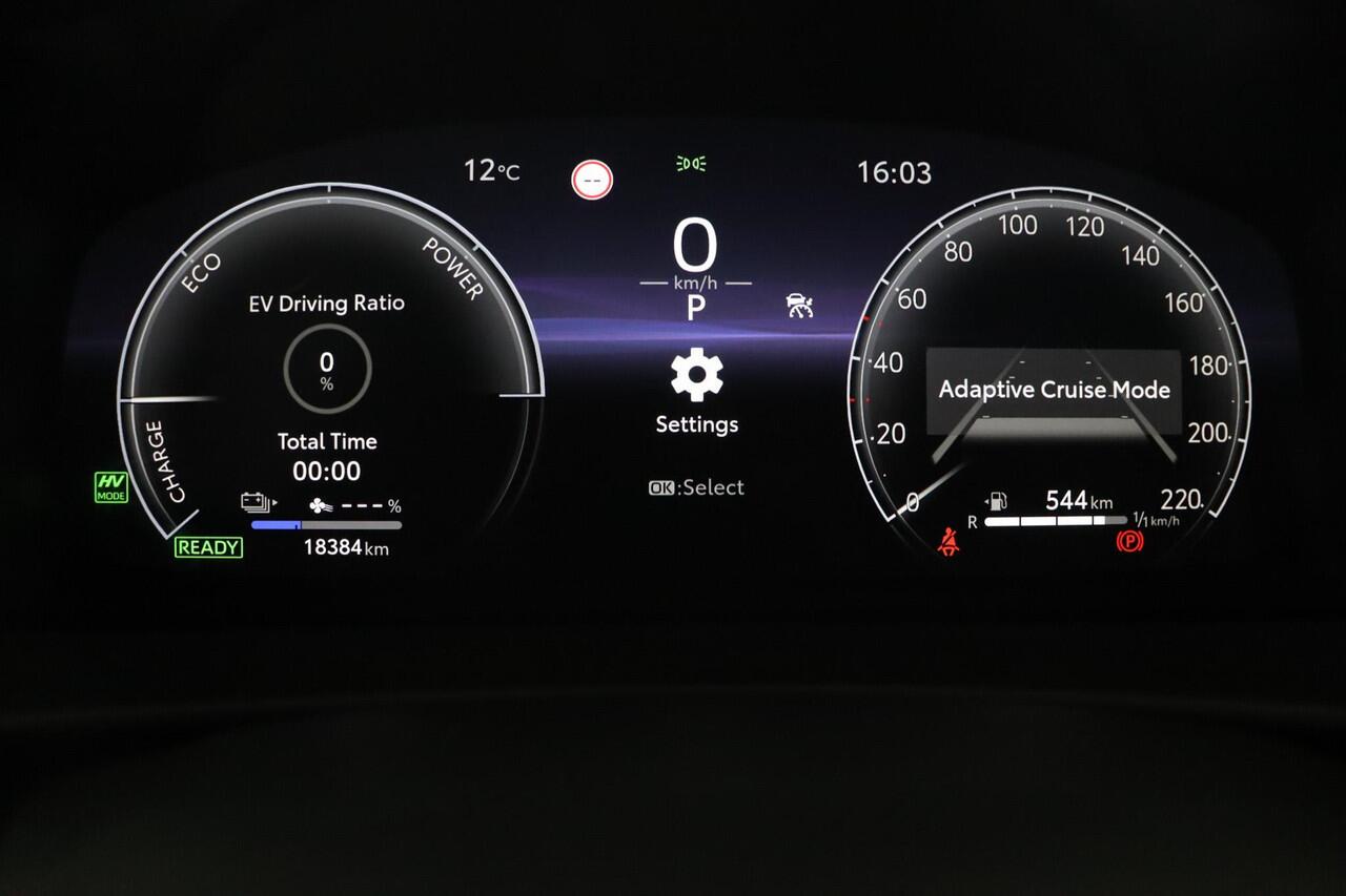 Toyota C-HR 2.0 Plug-in Hybrid 220 Dynamic | Stoel en Stuurverwarming | 65Km elektrisch bereik | Navigatie |