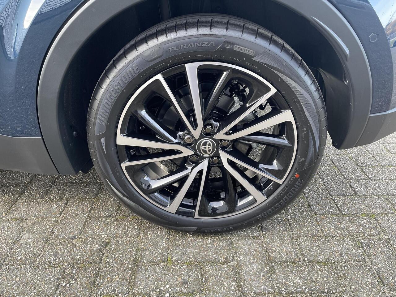 Toyota C-HR 1.8 Hybrid 140 Executive Plus Pack