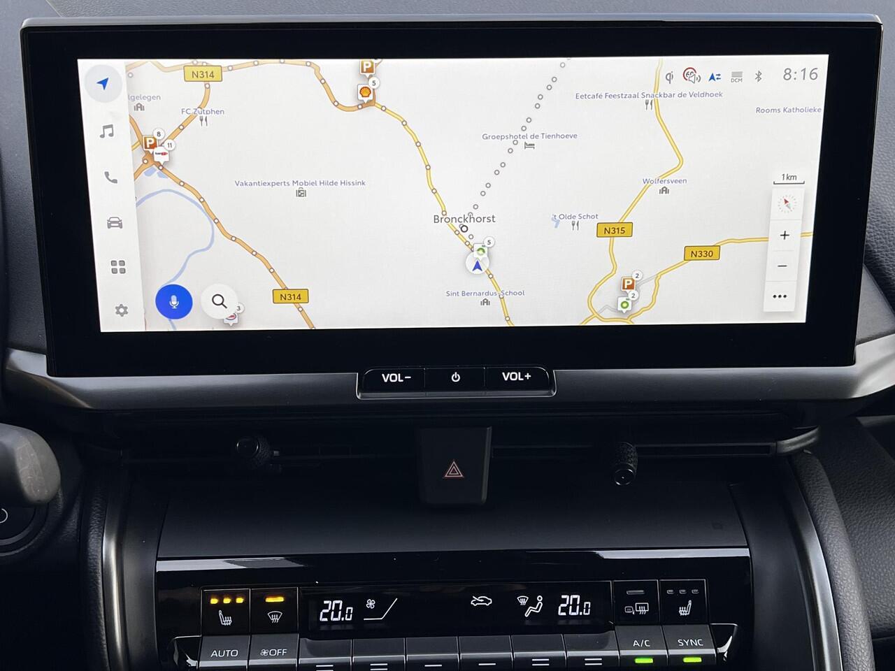 Toyota C-HR 1.8 Hybrid 140 Dynamic / Fabrieksgarantie tot 10 jaar mogelijk / Stuur-, Stoel- en Voorruitverwarming / Navigatie / Achteruitrijcamera / Climate Control / Apple Carplay & Android auto / 18" LM Velgen /
