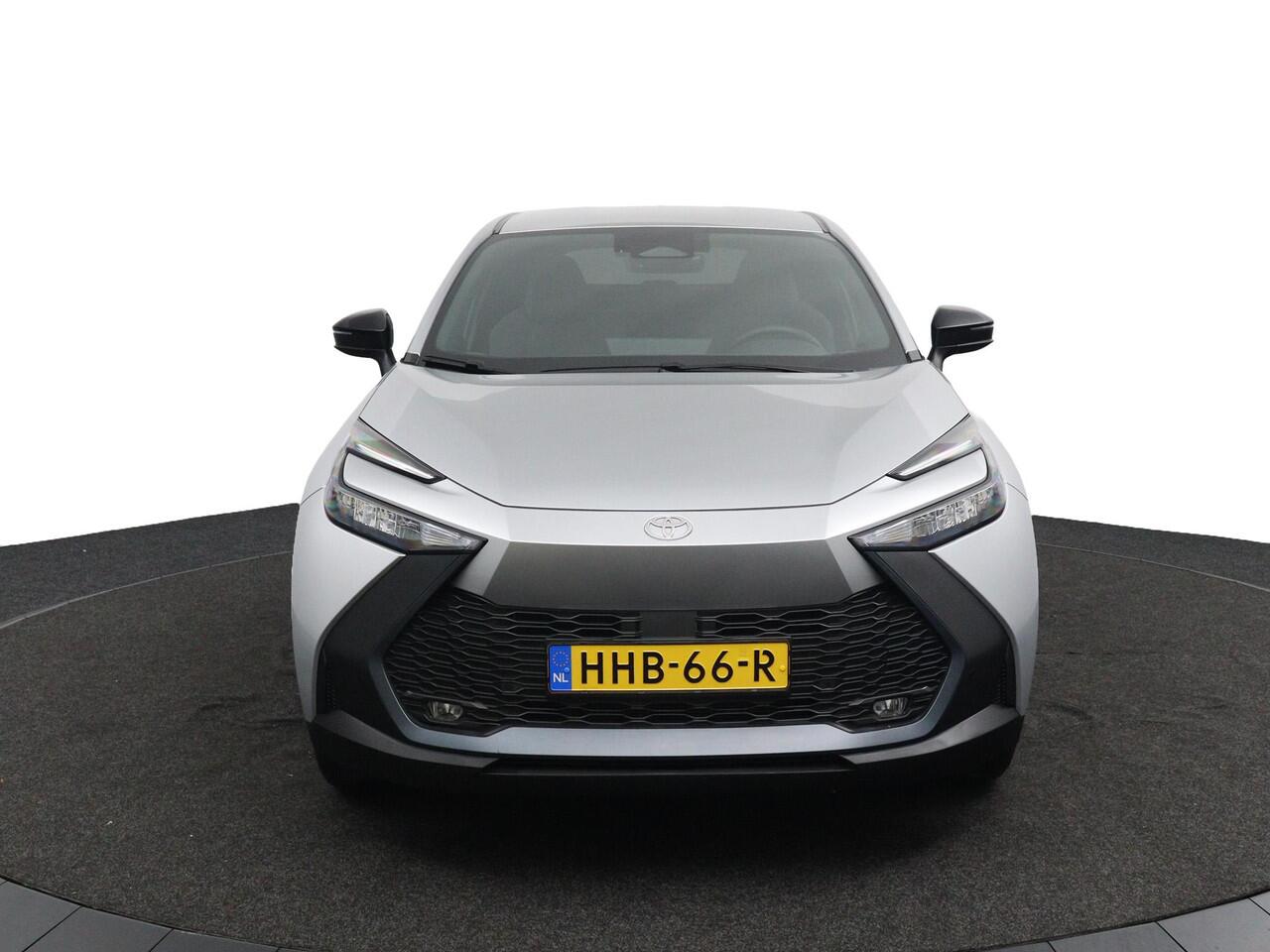 Toyota C-HR 2.0 Plug-in Hybrid 220 Dynamic | 65 KM Elektrische Range | Stoelverwarming | Led Verlichting | Stuurverwarming |