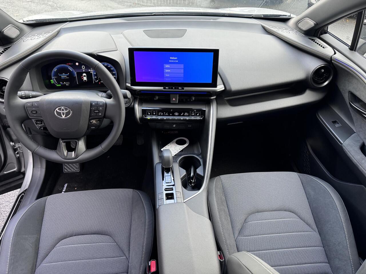 Toyota C-HR 2.0 Plug-in Hybrid 220 Executive Zeer luxe | JBL Premium geluid | stoel/stuurverwarming