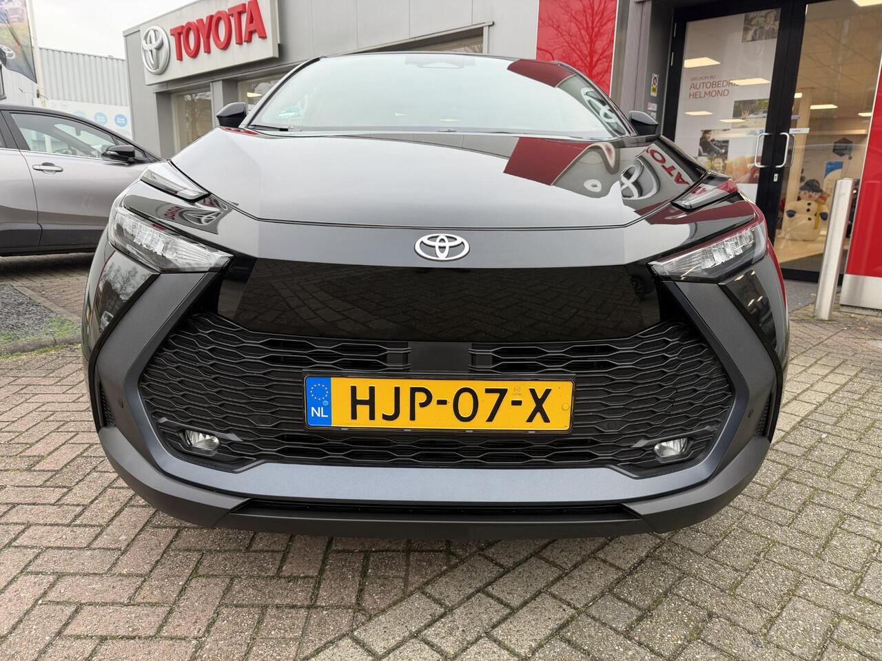 Toyota C-HR 2.0 Plug-in Hybrid 220 Dynamic