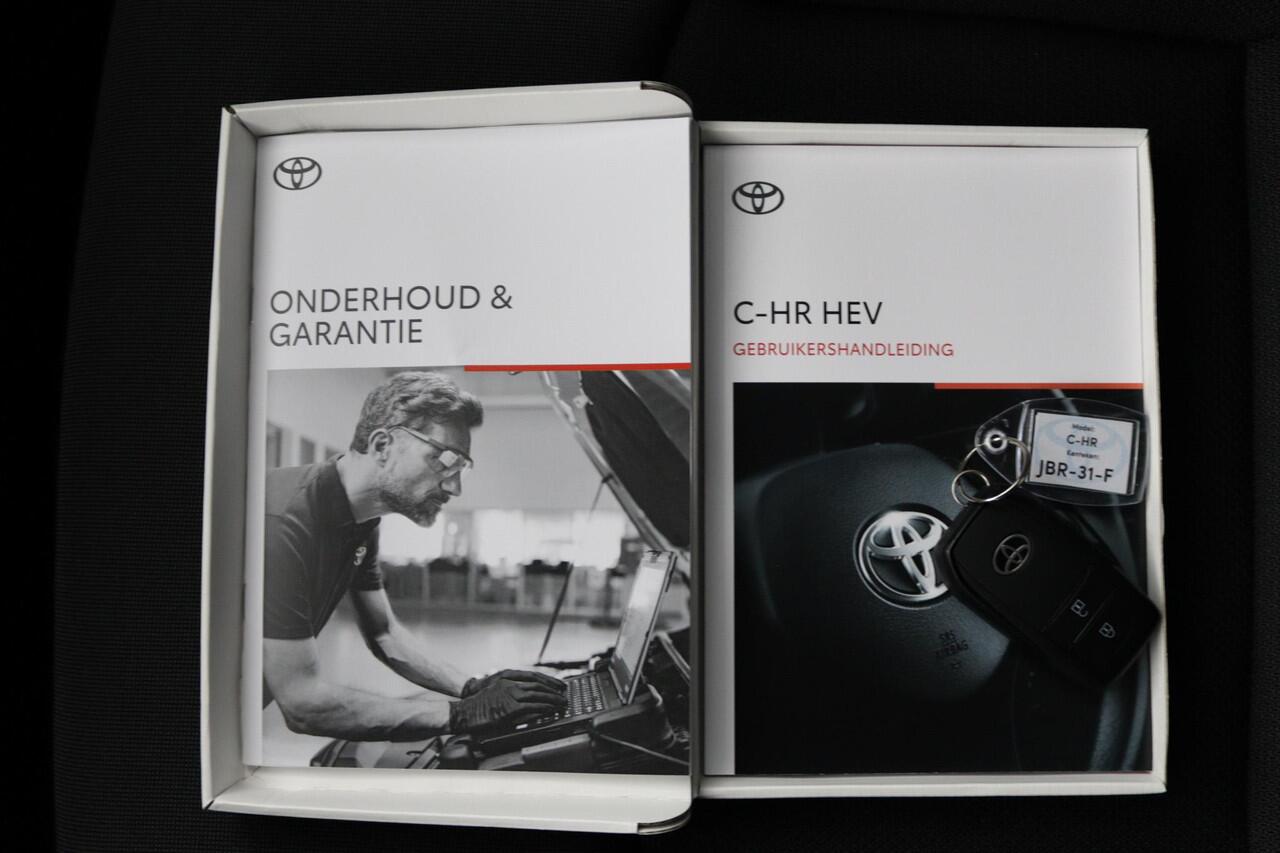 Toyota C-HR 1.8 Hybrid 140 Dynamic | Apple Carplay | Parkeercamera | Adaptieve Cruise Control |