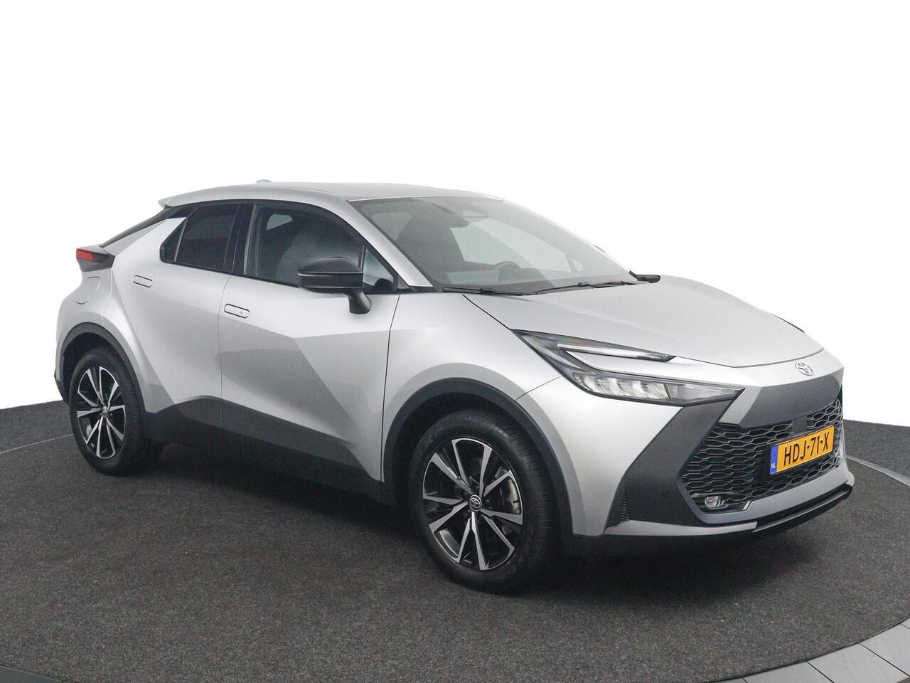 Toyota C-HR 2.0 Plug-in Hybrid 220 Dynamic | Stoelverwarming | Led Verlichting | Plug- in Hybride |