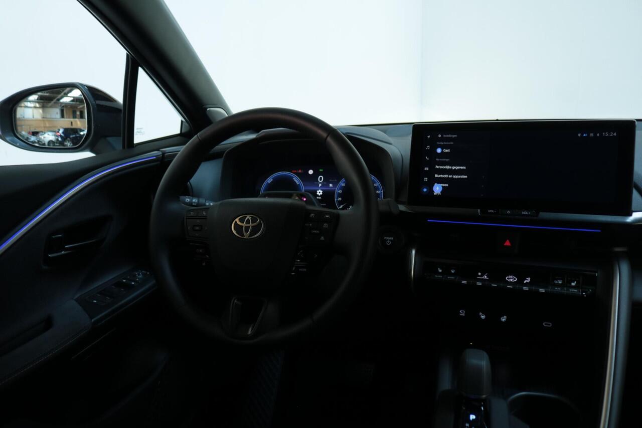 Toyota C-HR 2.0 Plug-in Hybrid 220 Executive, Premium Pack, Pano, BSM, JBL, Sensoren, Apple Carplay/Android Auto Draadloos!