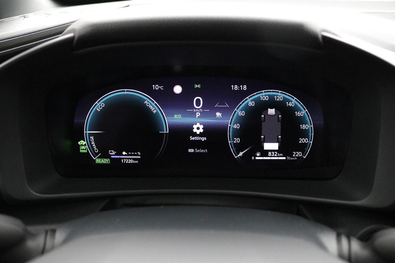 Toyota C-HR 2.0 Plug-in Hybrid 220 Dynamic | Stoelverwarming | Dode hoek detectie | Parkeersensoren en Camera |