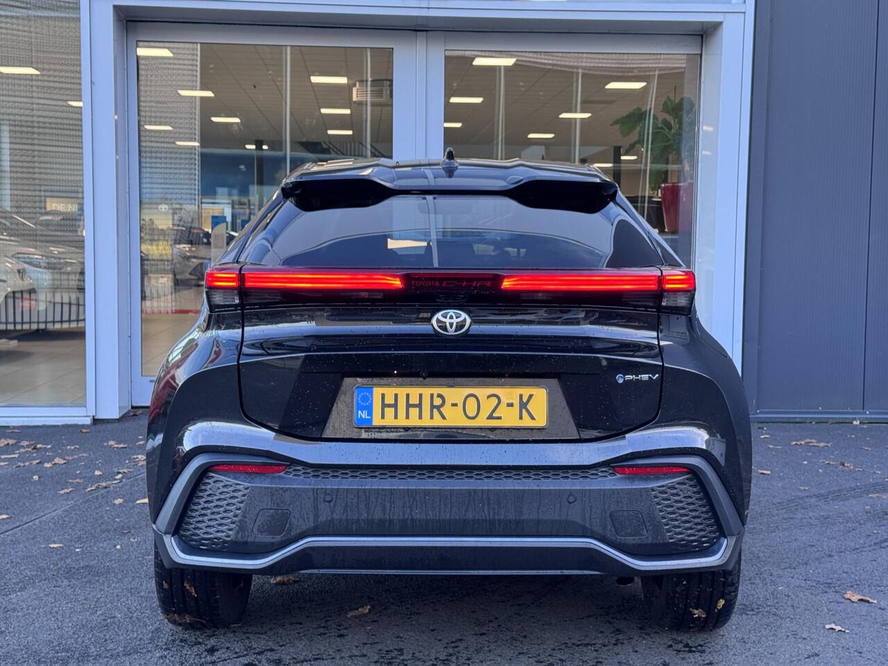 Toyota C-HR 2.0 Plug-in Hybrid 220 Dynamic | LED | Virtual Cockpit | PHEV