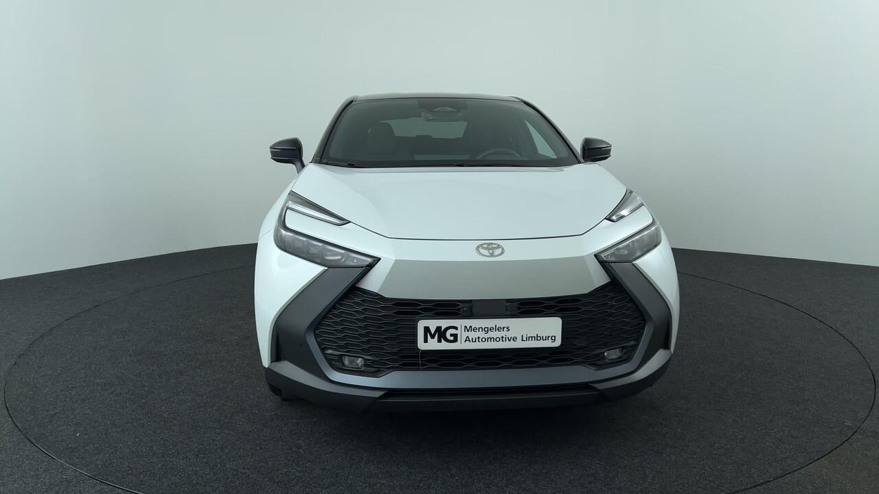 Toyota C-HR 1.8 Hybrid 140 First Edition | Elektrische Achterklep | Rondom Camera | Navi