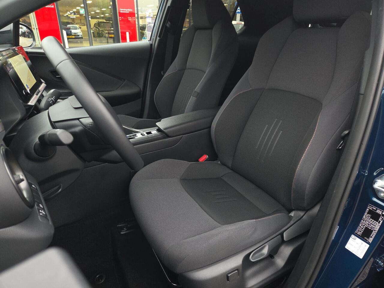 Toyota C-HR 1.8 Hybrid 140 Dynamic | Apple CarPlay | Navigatie | Parkeersensoren | Rijklaarprijs incl. garantie |