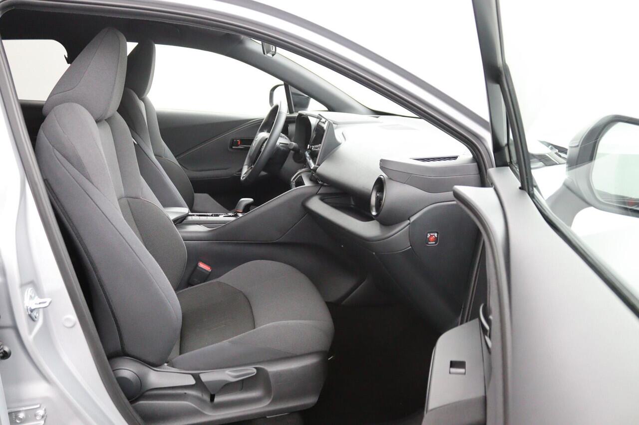 Toyota C-HR 2.0 Plug-in Hybrid 220 Dynamic | 65 KM Elektrische Range | Stoelverwarming | Led Verlichting | Stuurverwarming |