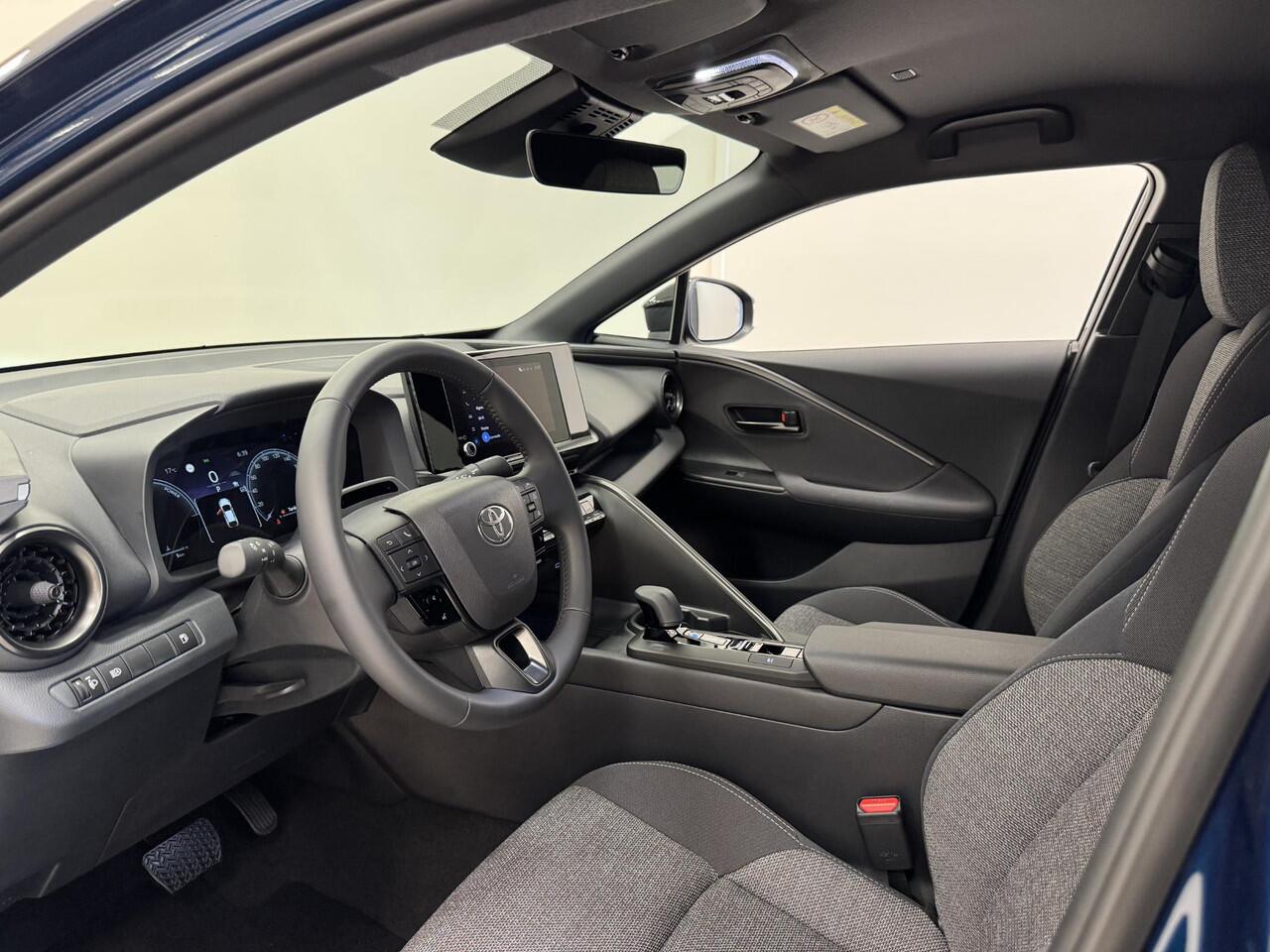 Toyota C-HR 1.8 Hybrid 140 Dynamic | Nieuw op voorraad |