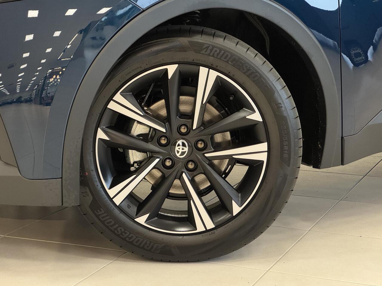 Toyota C-HR 1.8 Hybrid 140 Dynamic | Nieuw op voorraad |