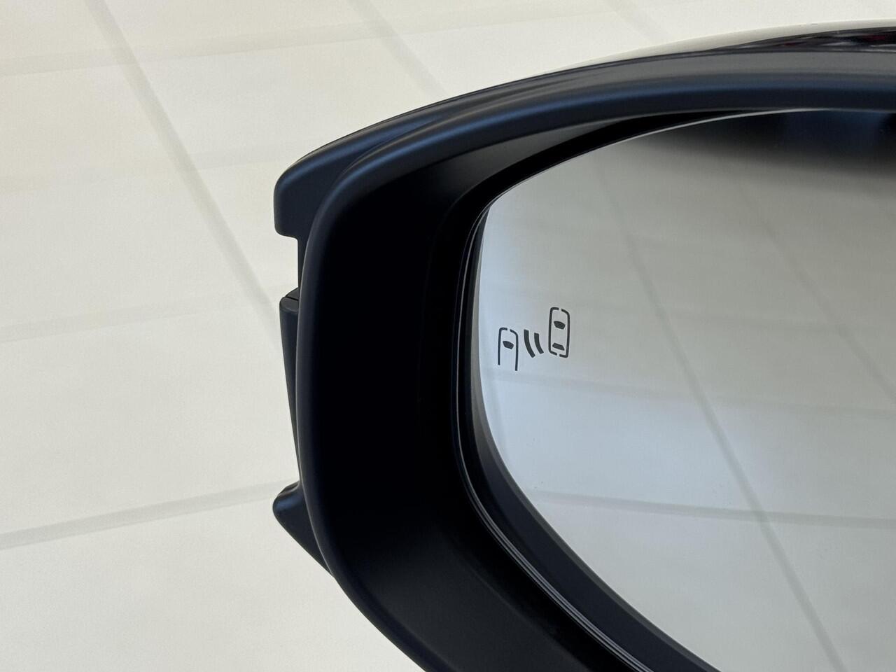 Toyota C-HR 2.0 Plug-in Hybrid 220 Dynamic | Nieuw op voorraad |