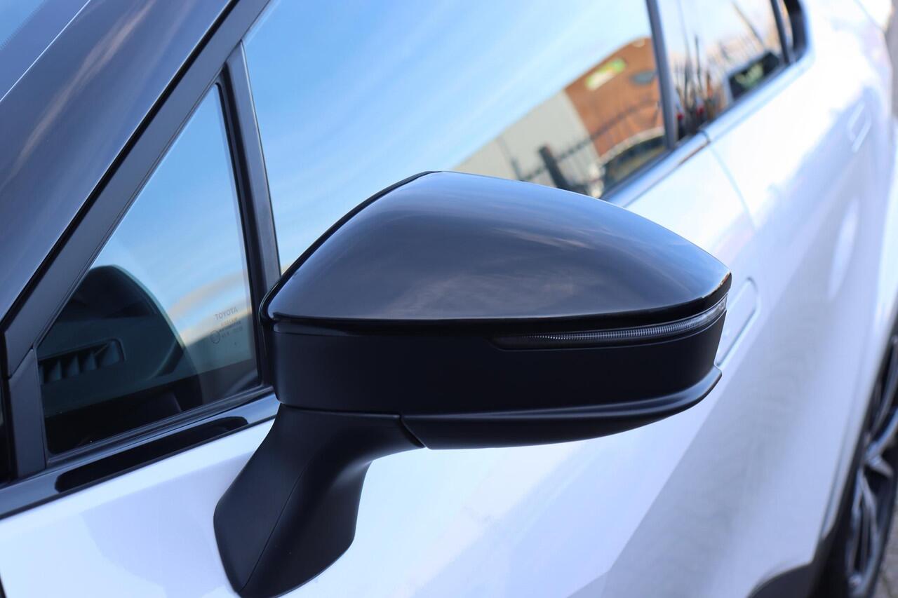 Toyota C-HR 1.8 Hybrid 140 First Edition Limited , Stoel-, Voorruit- & Stuurverwarming