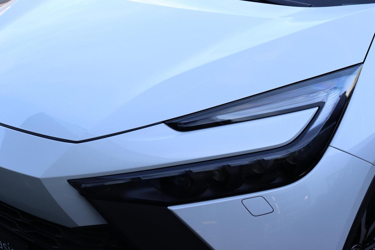 Toyota C-HR 1.8 Hybrid 140 First Edition Limited , Stoel-, Voorruit- & Stuurverwarming