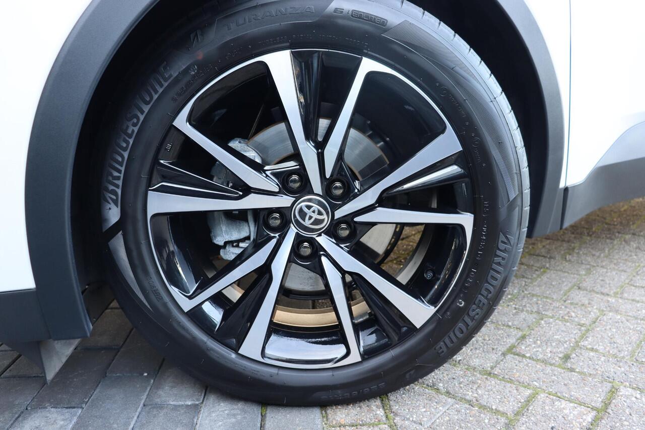 Toyota C-HR 1.8 Hybrid 140 First Edition Limited , Stoel-, Voorruit- & Stuurverwarming