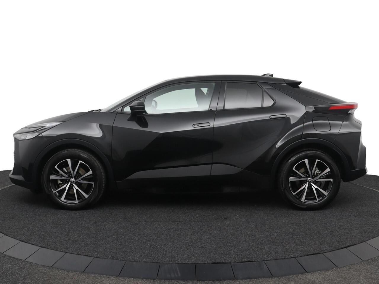 Toyota C-HR 2.0 Plug-in Hybrid 220 Dynamic | Stuur en stoelverwarming | Navigatie | Parkeersensoren |