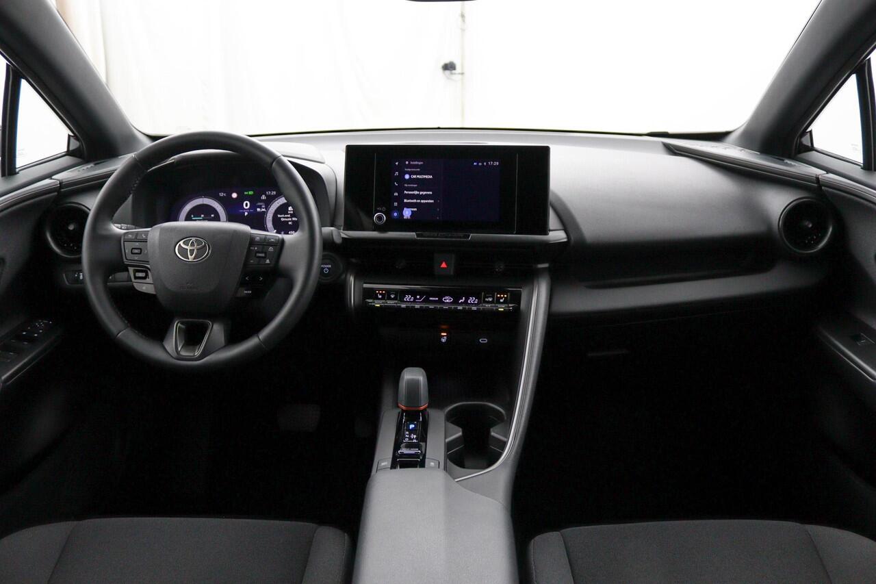 Toyota C-HR 2.0 Plug-in Hybrid 220 Dynamic | Stuur en stoelverwarming | Navigatie | Parkeersensoren |
