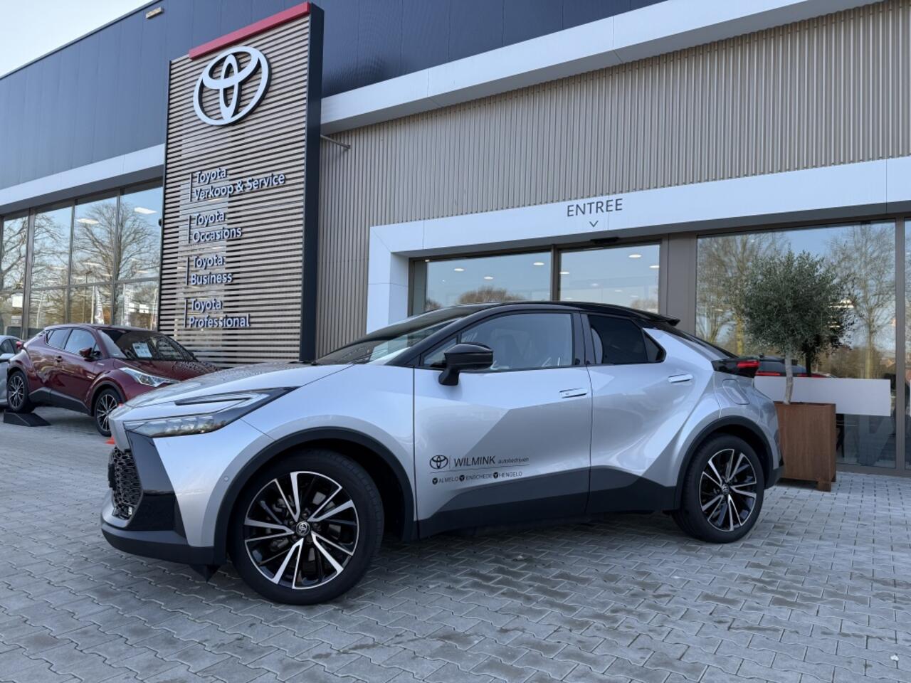 Toyota C-HR 2.0 PHEV 220 Executive