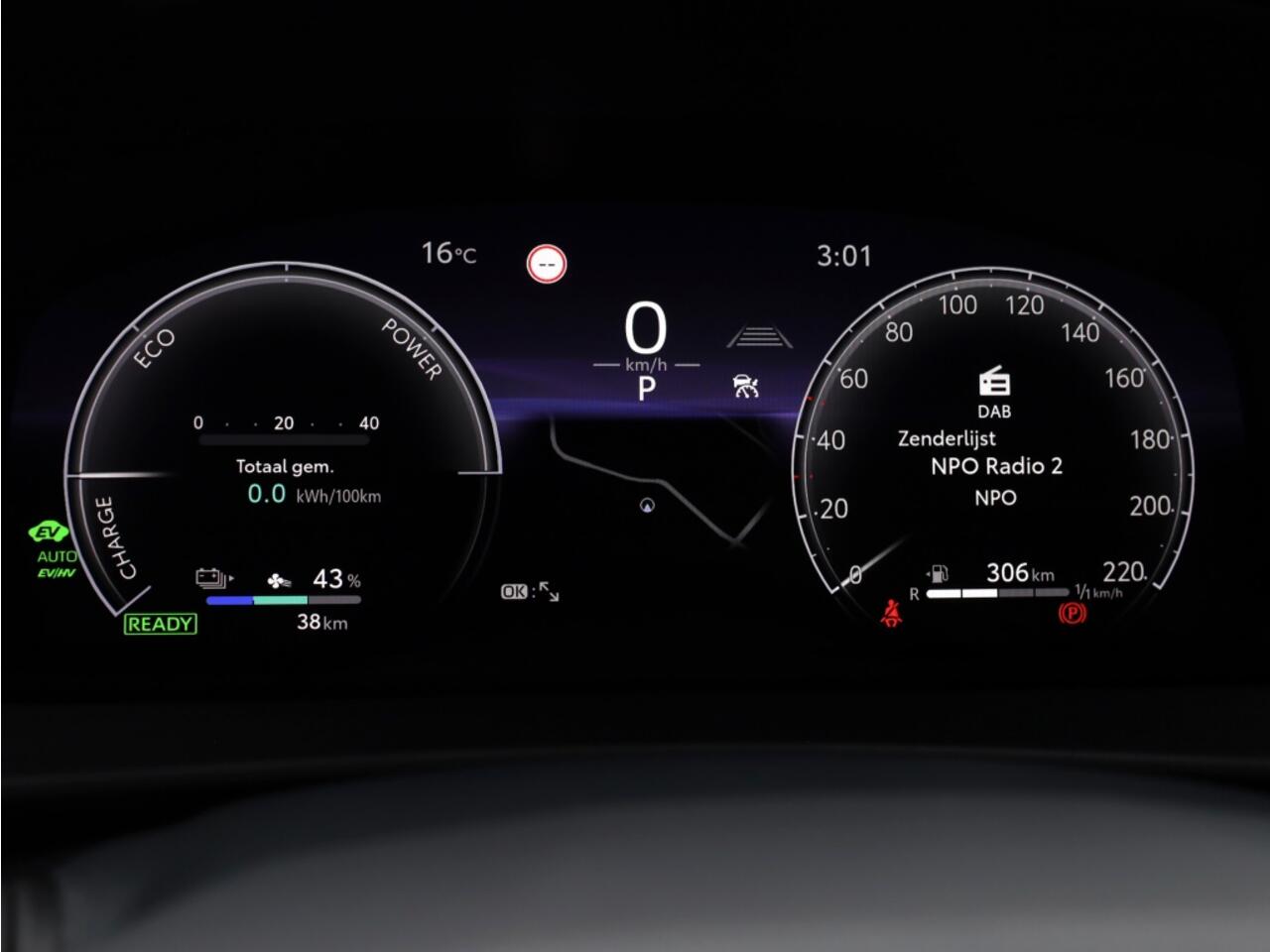 Toyota C-HR 2.0 PHEV 220 Dynamic | Nieuw! | Bi-Tone | Premium Navi | Keyless