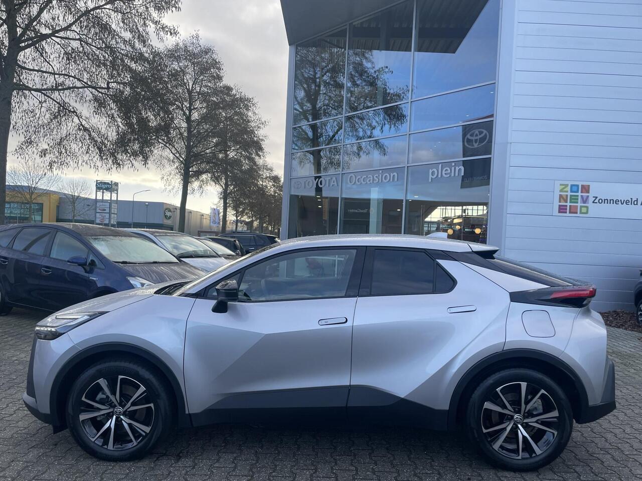Toyota C-HR 2.0 Plug-in Hybrid 220 First Edition