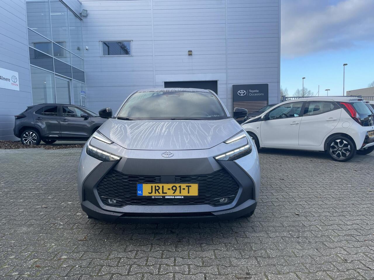 Toyota C-HR 2.0 Plug-in Hybrid 220 First Edition