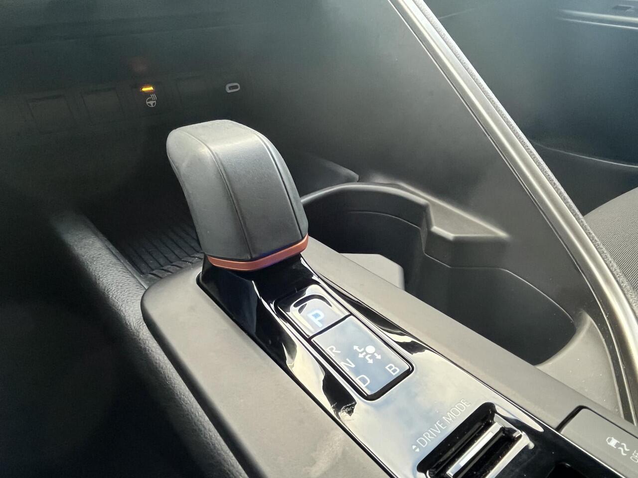 Toyota C-HR 2.0 Plug-in Hybrid 220 Dynamic