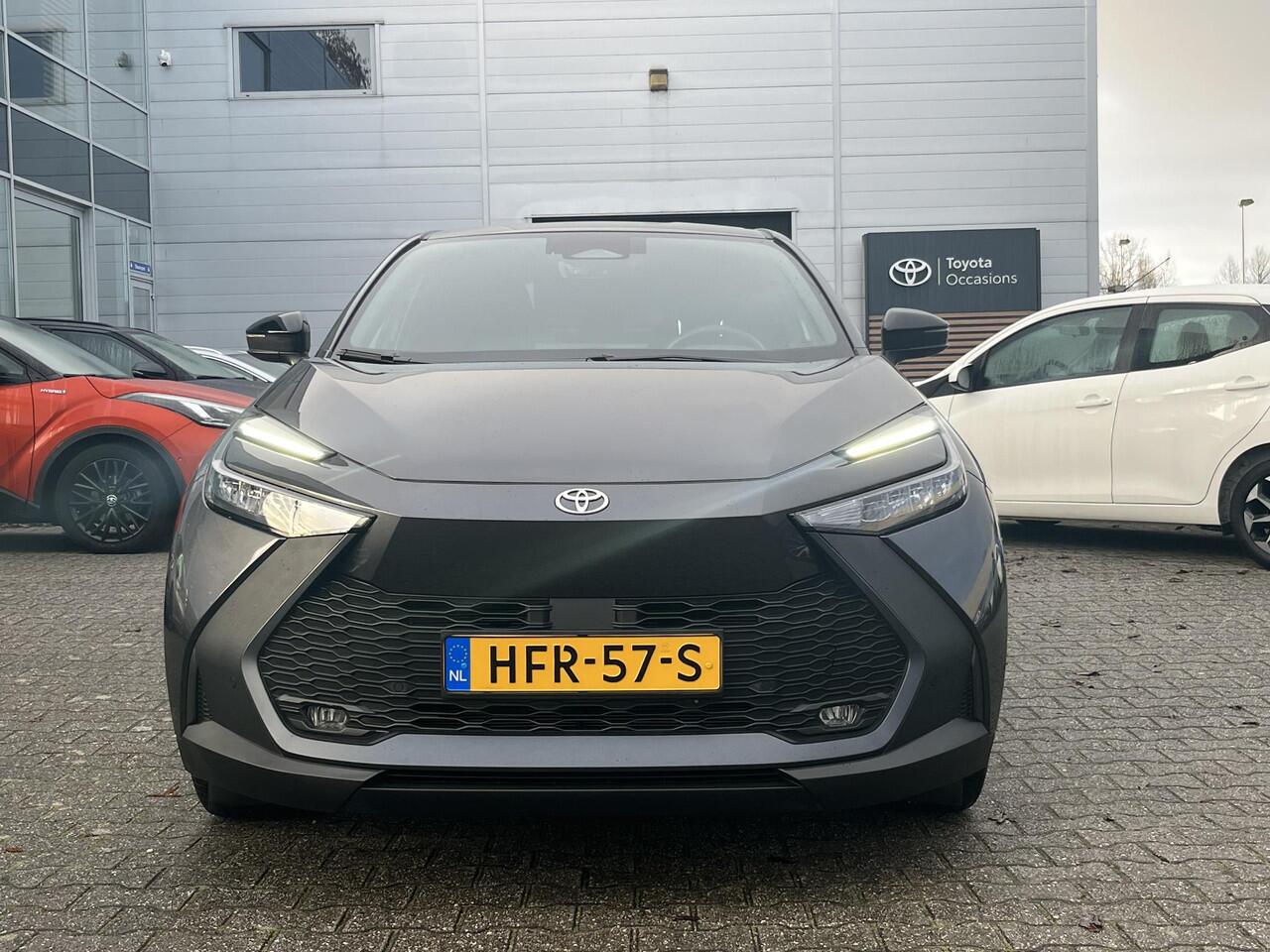 Toyota C-HR 2.0 Plug-in Hybrid 220 Dynamic