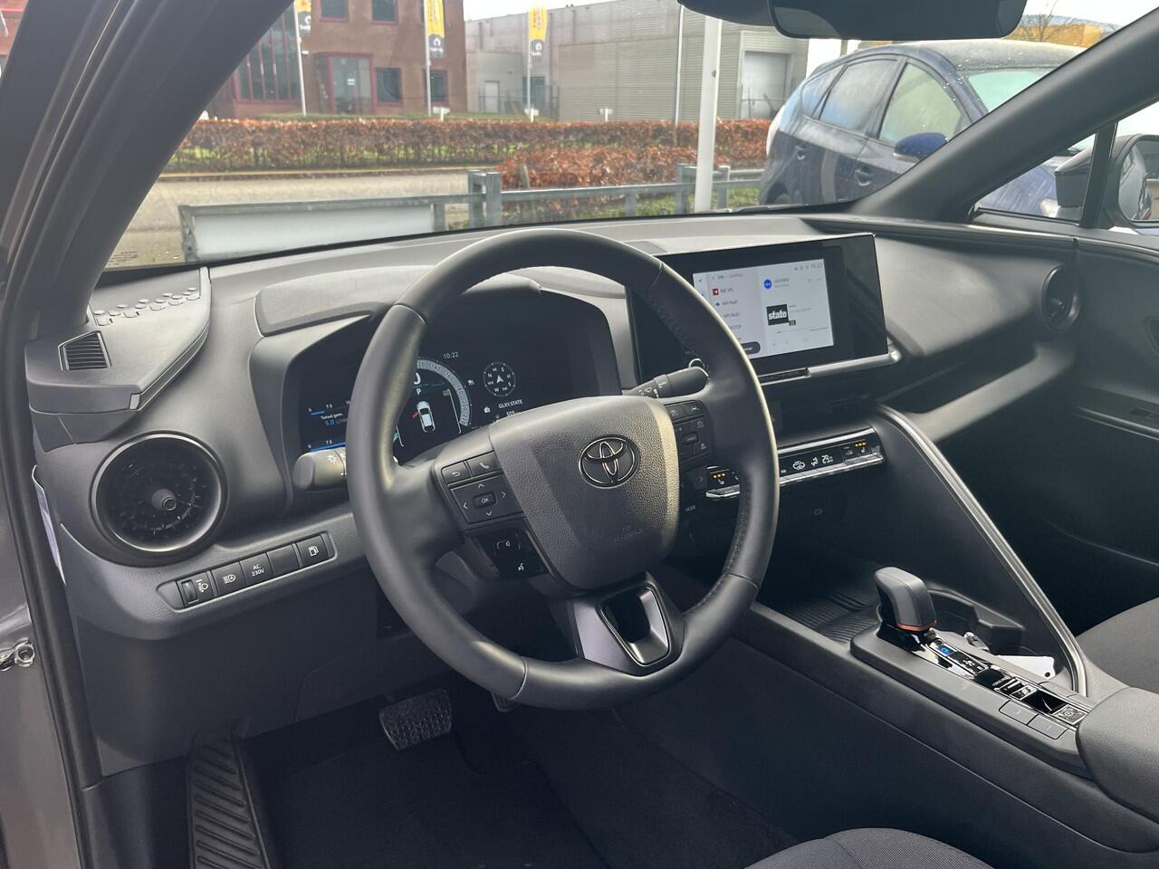 Toyota C-HR 2.0 Plug-in Hybrid 220 Dynamic