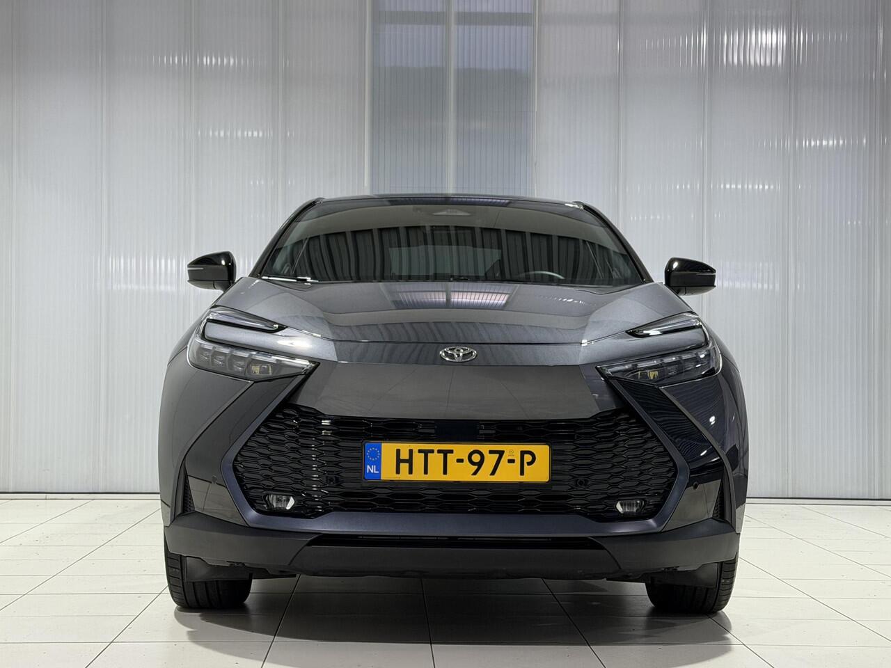 Toyota C-HR 2.0 Plug-in Hybrid 220 Executive