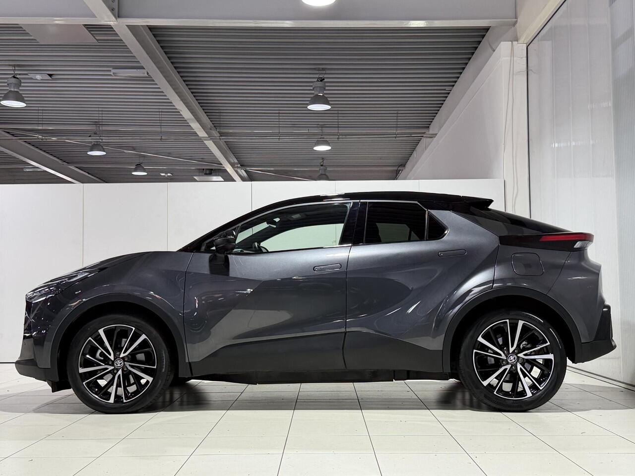 Toyota C-HR 2.0 Plug-in Hybrid 220 Executive
