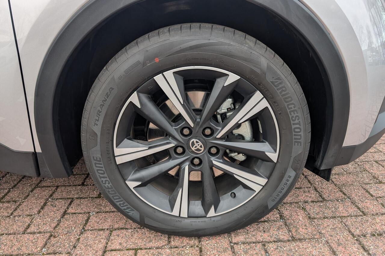 Toyota C-HR 2.0 Plug-in Hybrid 220 Dynamic