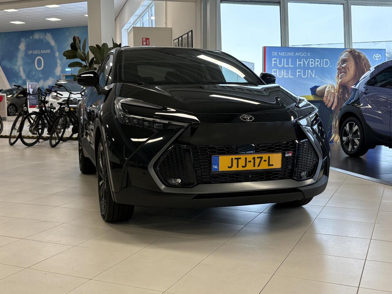 Toyota C-HR 2.0 Plug-in Hybrid 220 GR SPORT Nieuwe Auto